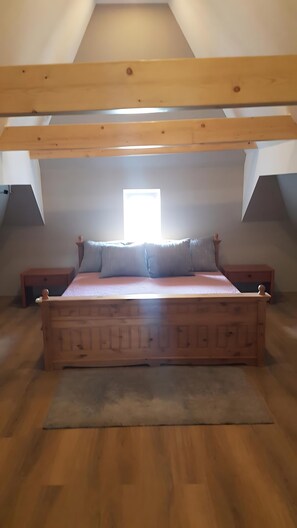 WiFi, bed sheets - Apartment 'Neue Wunderschöne' with Shared Terrace and Wi-Fi (Rockenhausen)