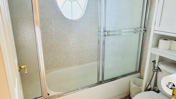 Maison, 5 chambres | Salle de bain