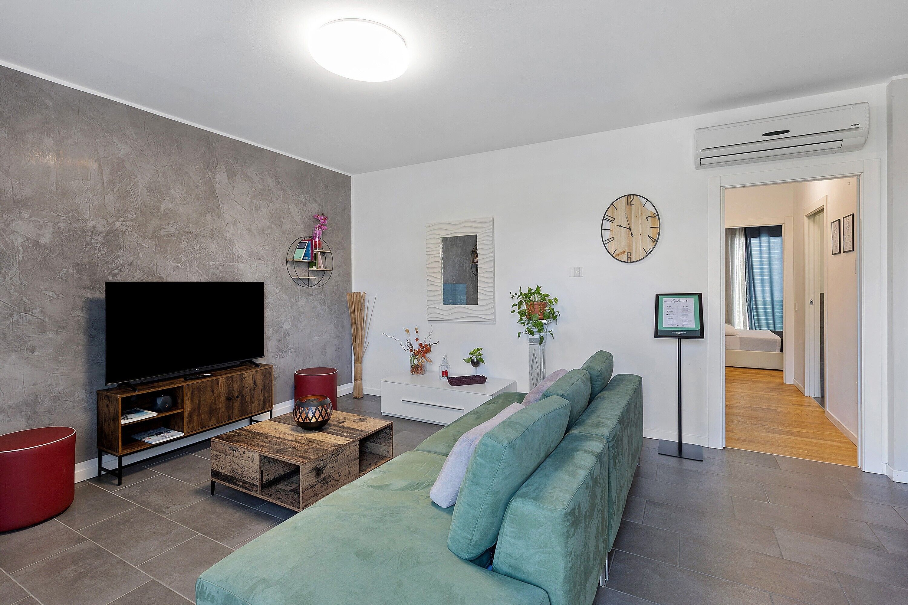 電視、電子遊戲