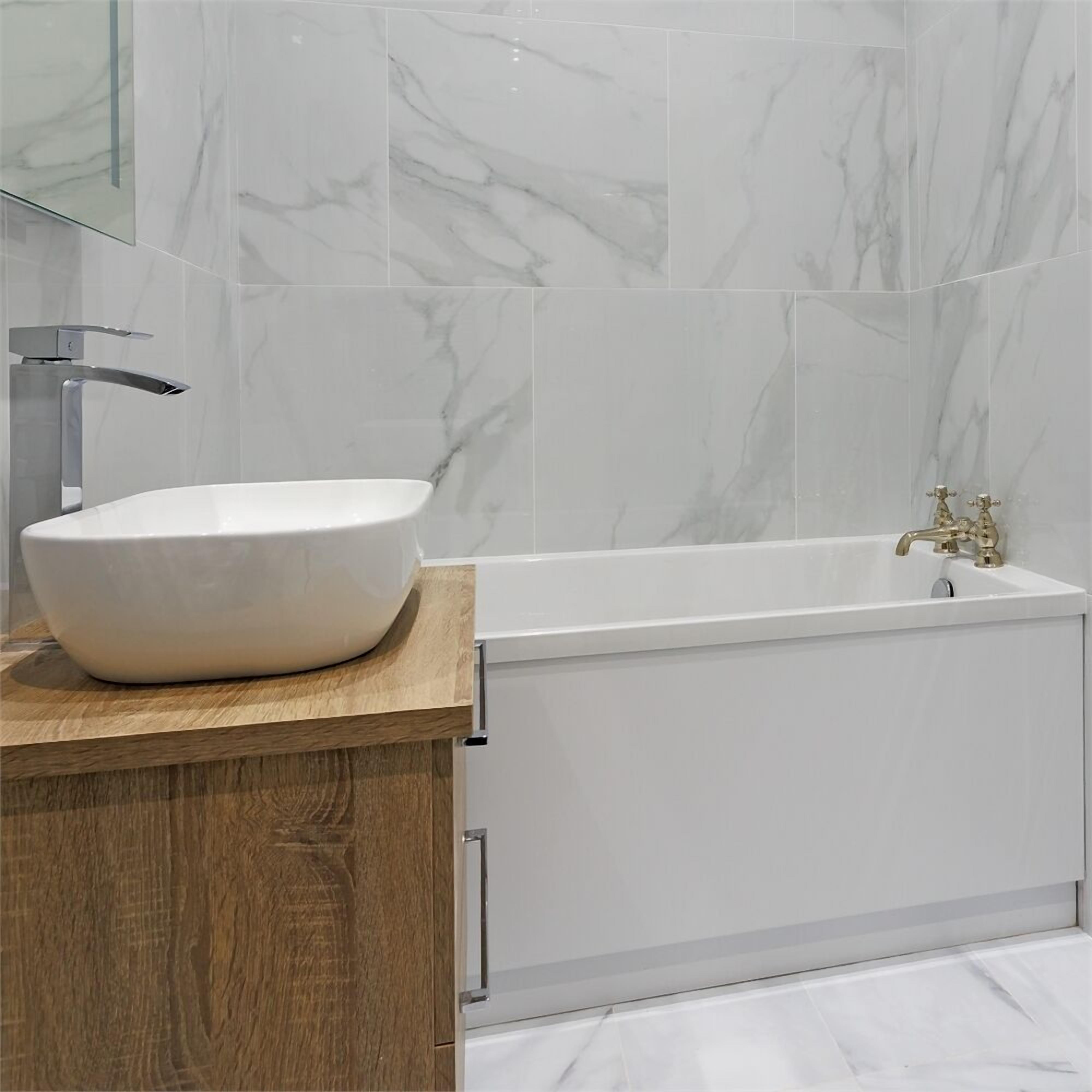 Luxury-Doppelzimmer | Badezimmer | Dusche, Haartrockner, Handtücher, Seife