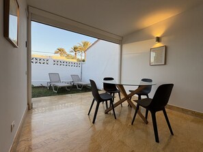 Outdoor dining - Cotes Home Beach By Canariasgetaway (Playa del Ingles)