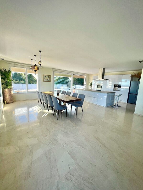 Dining - VILLA MAGOS, 11-Bedrooms, sleeps up to 30, celebration or relax (Malaga)