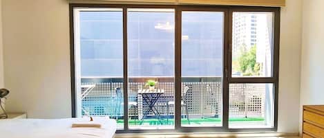 Comfort-huoneisto | Äänieristys, silitysrauta/-lauta, ilmainen Wi-Fi