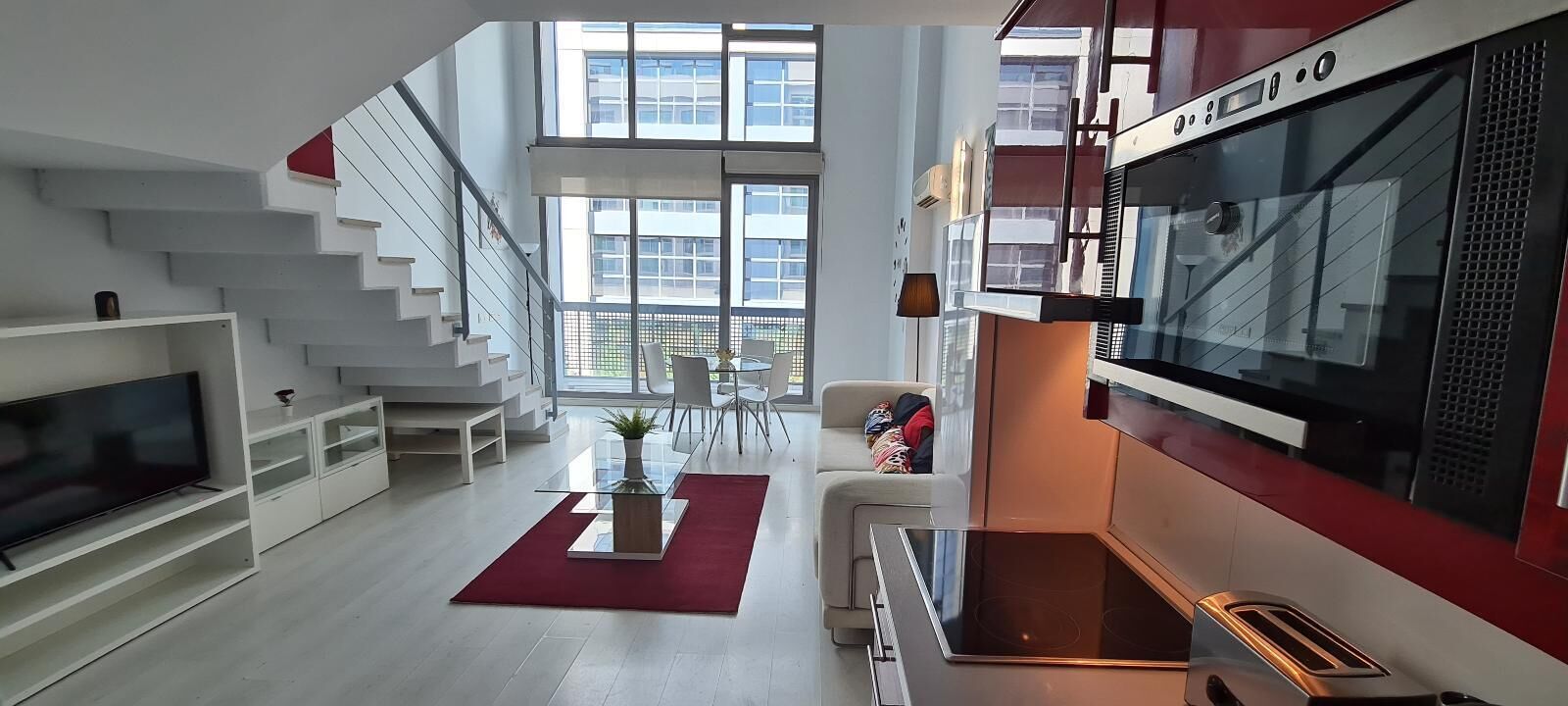 Standard-Apartment | Wohnbereich | Flachbildfernseher