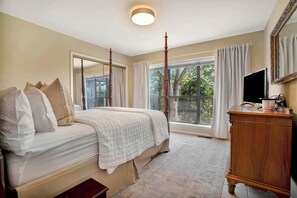3 slaapkamers, een strijkplank/strijkijzer, wifi, beddengoed