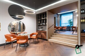 Bar (on property) - Hotiday Roma Trevi (Rome)