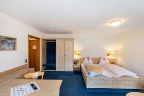 WiFi, bed sheets - Apartment 'Zimmer 27' with Wi-Fi (Bad Soden-Salmünster)