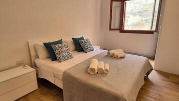 2 Schlafzimmer, Bettwäsche