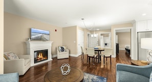 Interior - York Beach, Maine | Ocean-View Studio with Fireplace | Walk to Beach (York)
