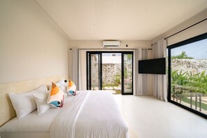Iron/ironing board, travel cot, WiFi, bed sheets - Lyra 2BR Luxury Private Pool Villa - Ungasan (South Kuta)