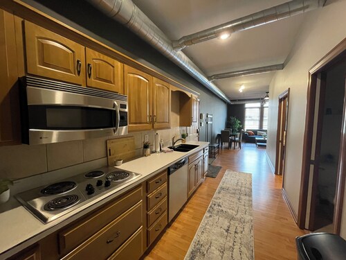 Downtown 2-bedroom luxury apartment in Wooster