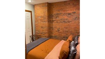 Ferros/tábuas de passar roupa, Wi-Fi, roupa de cama