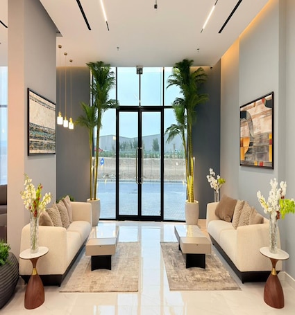 Reception. Luxury Apartment with Pool Gym