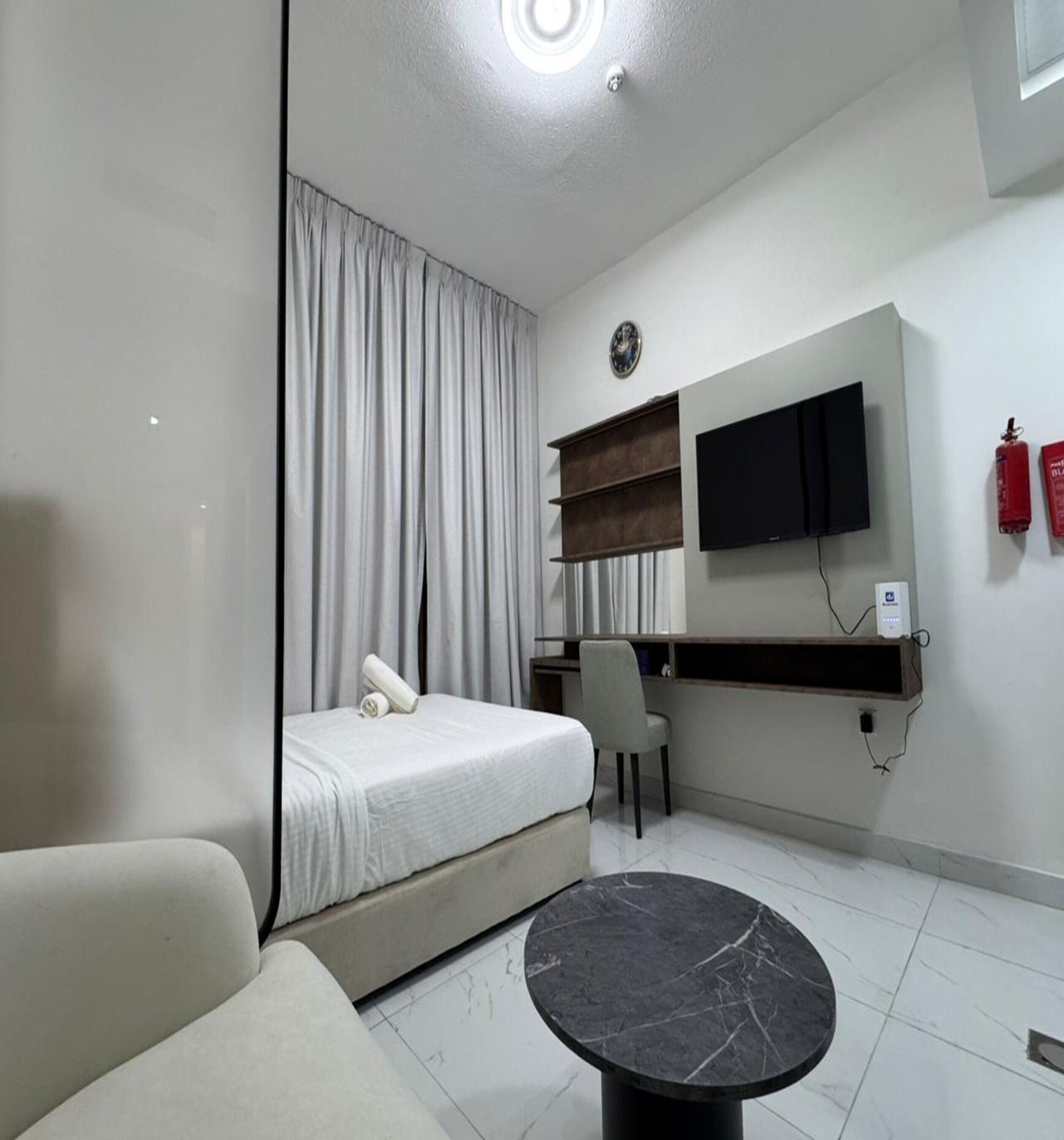 スタンダード スタジオ | 高級寝具、WiFi (無料)、ベッドシーツ