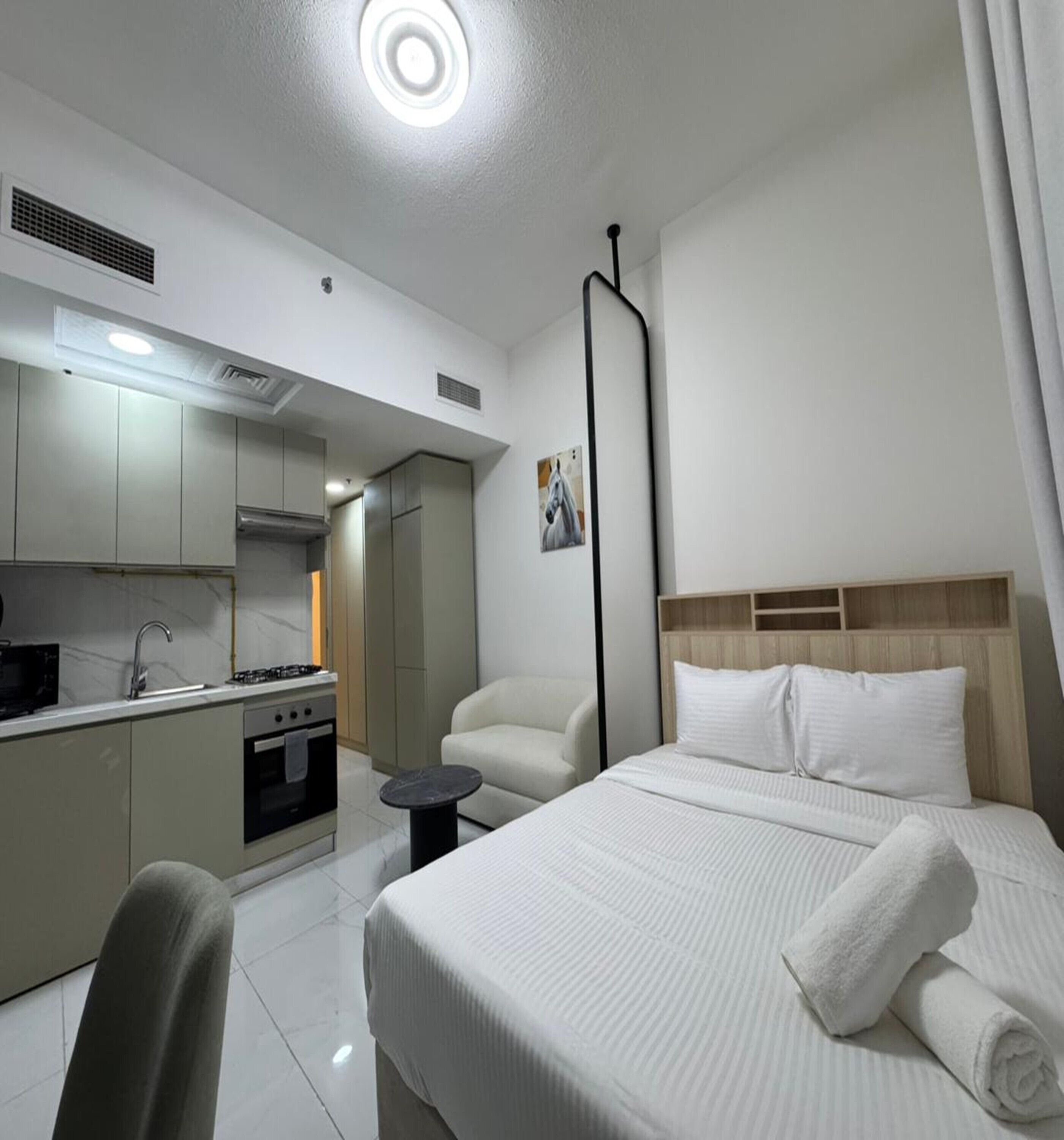 スタンダード スタジオ | 高級寝具、WiFi (無料)、ベッドシーツ