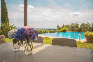 Outdoor pool - Panoramic Tuscan villa with infinity pool, exclusive use, private garden (Montecarlo)