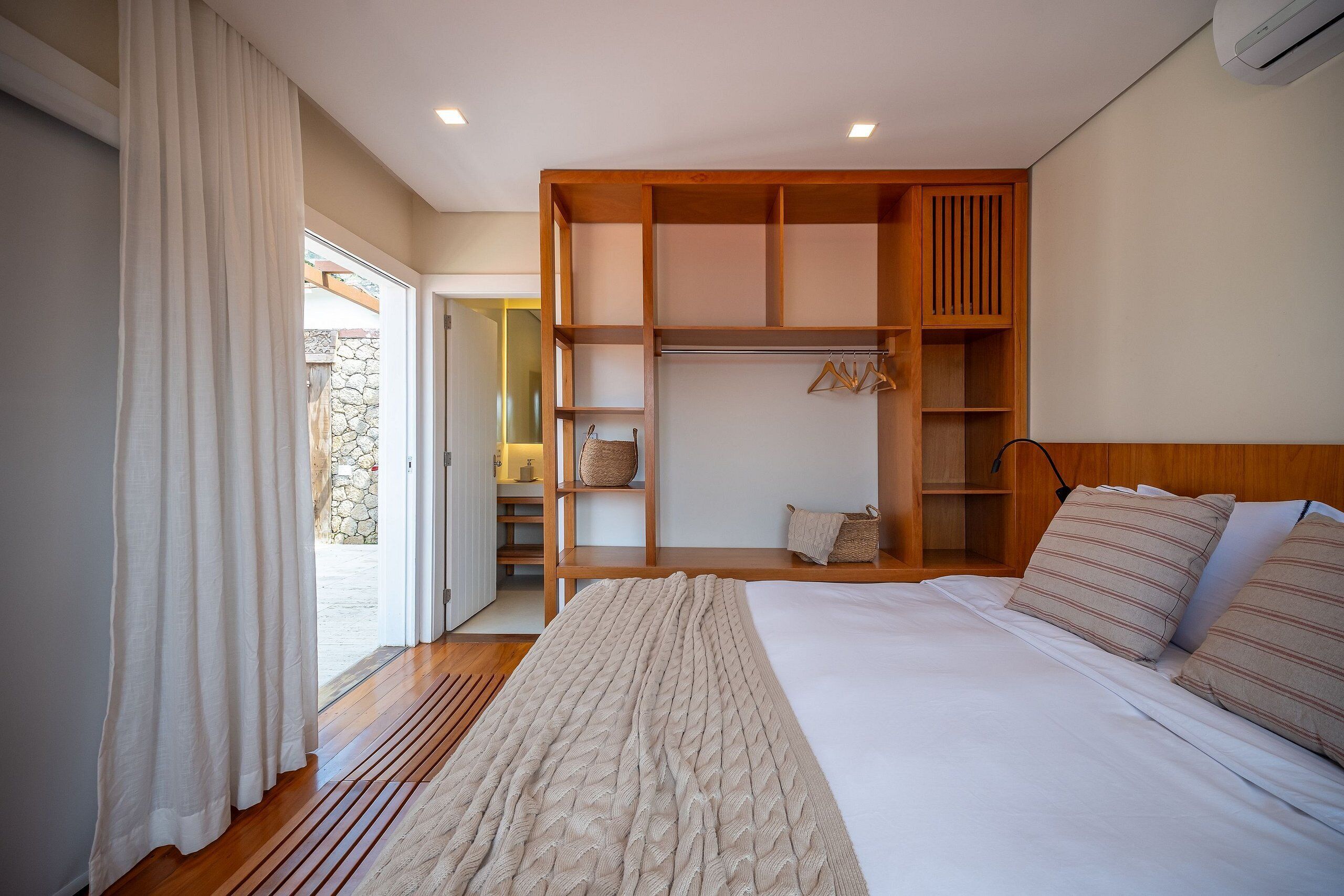 In-room safe, blackout curtains, free WiFi