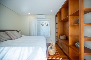 Vila | Cofres nos quartos, cortinas blackout, Wi-Fi de cortesia