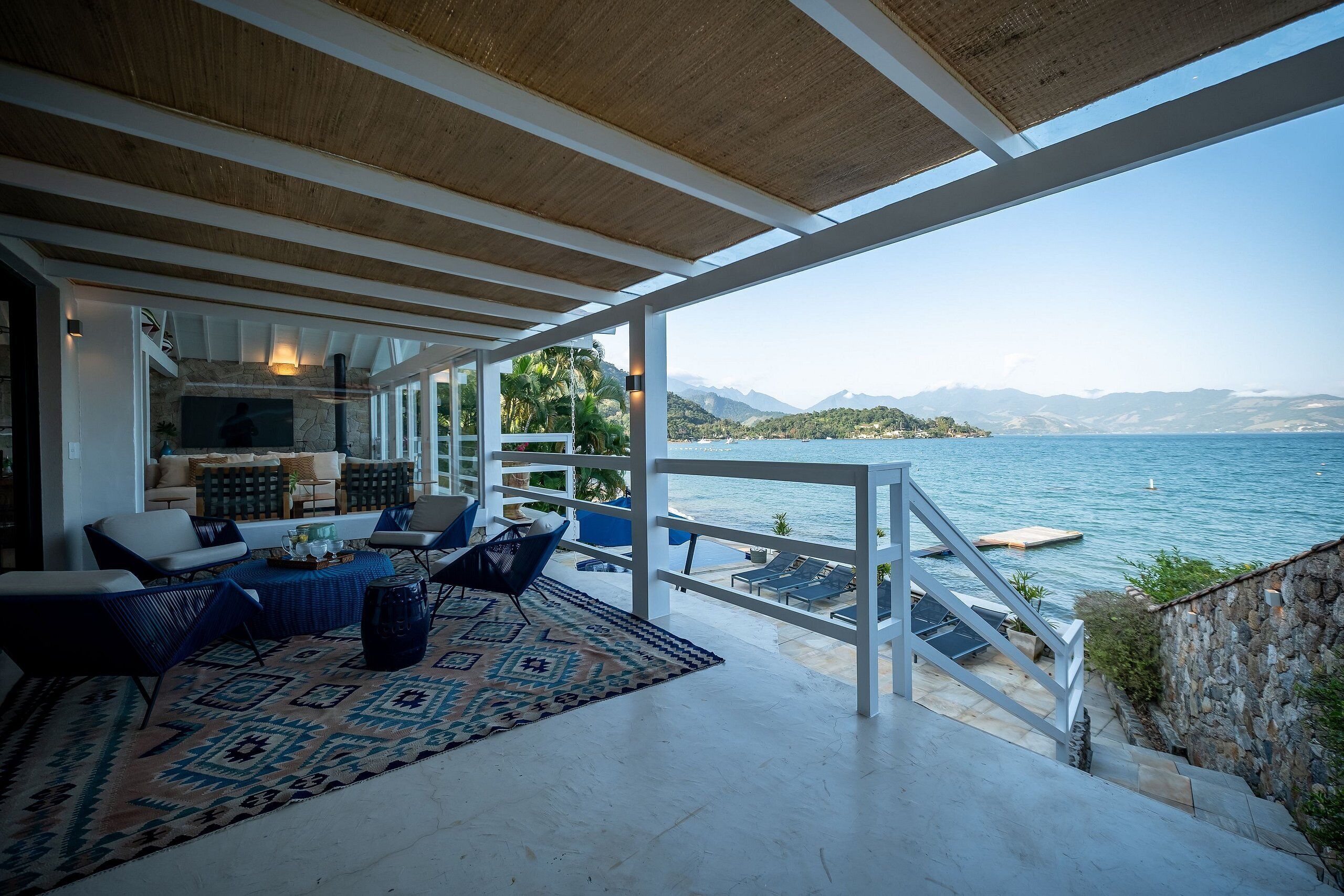 Vila básica | Terraço/pátio