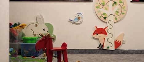 Children’s play area – indoor