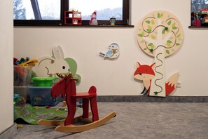 Innen-Kinderspielplatz