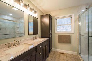 Shower, hair dryer, towels - Spacious 4BR Retreat w/Free Tix | Fire Pit + Grill (Asheville)