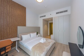 Iron/ironing board, free WiFi, bed sheets - Charming 1 bedroom in JVC (Dubai)