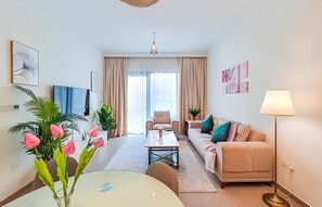 TV - Cozy 1br in Dubai Hills (Dubai)