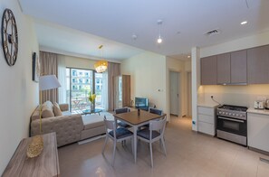 Interior - Charming 1 br in Dubai Hills (Dubai)