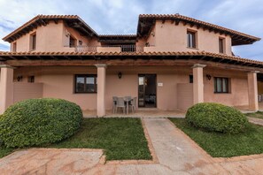 Exterior - Cozy Flat in a Residence With Pool (Aglientu)