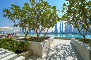 Property grounds - Luxury 3 Bedroom + Maid’s Room Apartment | Sunrise Bay Tower 1, Emaar Beachfront (Dubai)