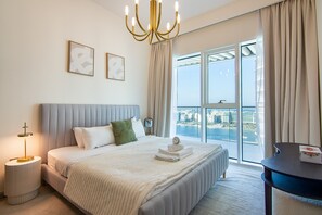 2 bedrooms, iron/ironing board, free WiFi, bed sheets - Skyline Serenity – Luxury Beachfront Living (Dubai)