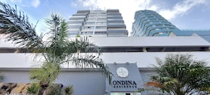 Exterior detail - COOND0105 - Ondina Residence (Salvador)