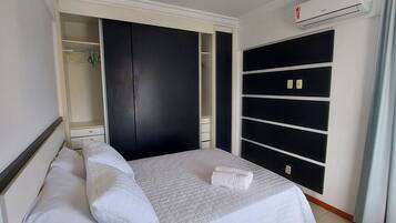 Apartamento básico | Wi-Fi de cortesia, roupa de cama