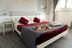 1 bedroom, iron/ironing board, travel cot, free WiFi - Vatican Penthouse with Terrace and View of St. Peter's Dome (Roma)