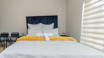 Bügeleisen/Bügelbrett, WLAN, Bettwäsche