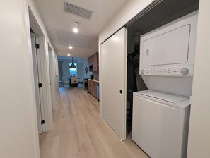 Interior - Mediterranean Suite 201 - The Agora a Boutique Hotel (Qualicum Beach)