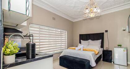 Win Haven • Urban Retreat Suite