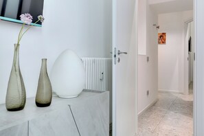 Neljän hengen deluxe-huone, kaupunkinäköala | Sisätilat