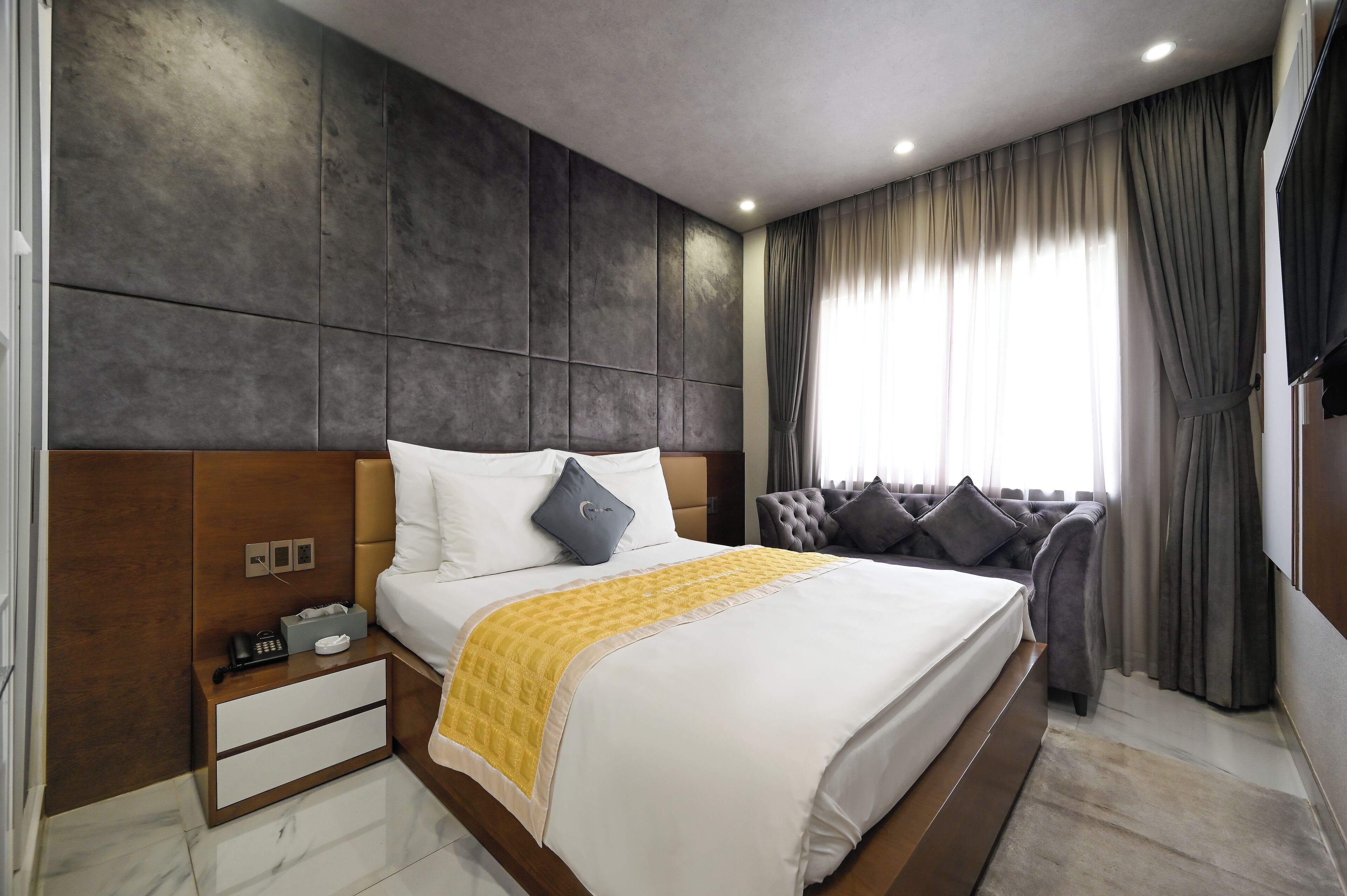 Superior Double Room, City View | Blackout drapes, soundproofing, free WiFi