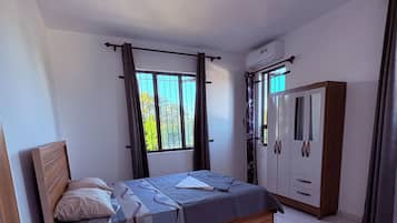 3 slaapkamers, een strijkplank/strijkijzer, gratis wifi