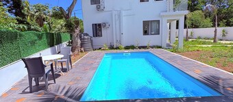 Cool Breeze Villa No. 2 in the centre of Grand Baie with swimming pool