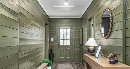 Cozy 3BD w/ Air Hockey, BBQ - Near Duke University