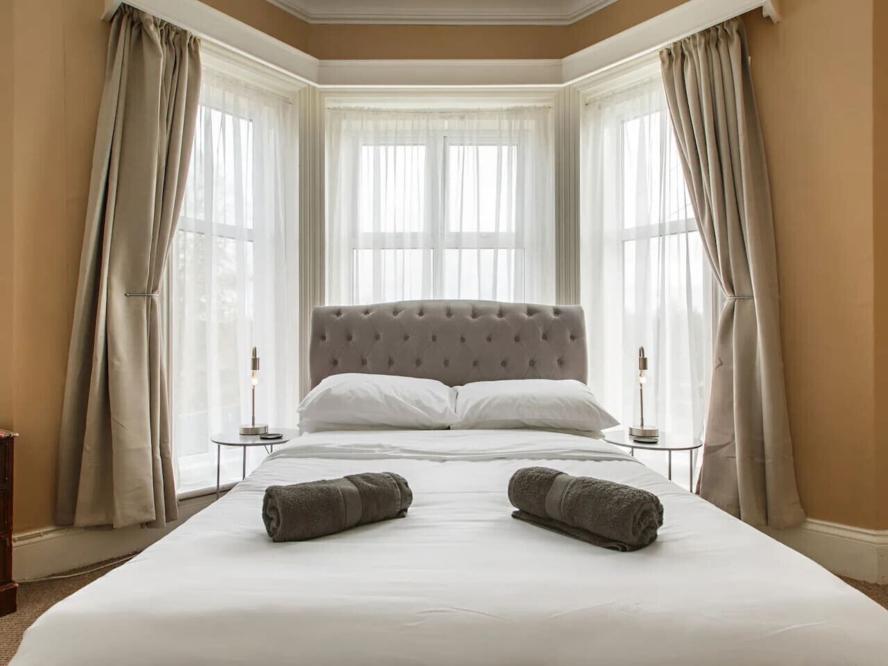 Strykejern/-brett, wi-fi og sengetøy