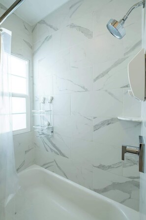 Shower, hair dryer, towels - Chic Little Italy Apt | Balcony | Walk Everywhere! (San Diego)