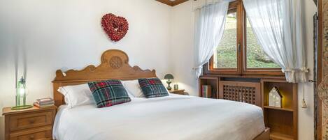 Fer et planche Ă repasser, Wi-Fi gratuit, draps fournis