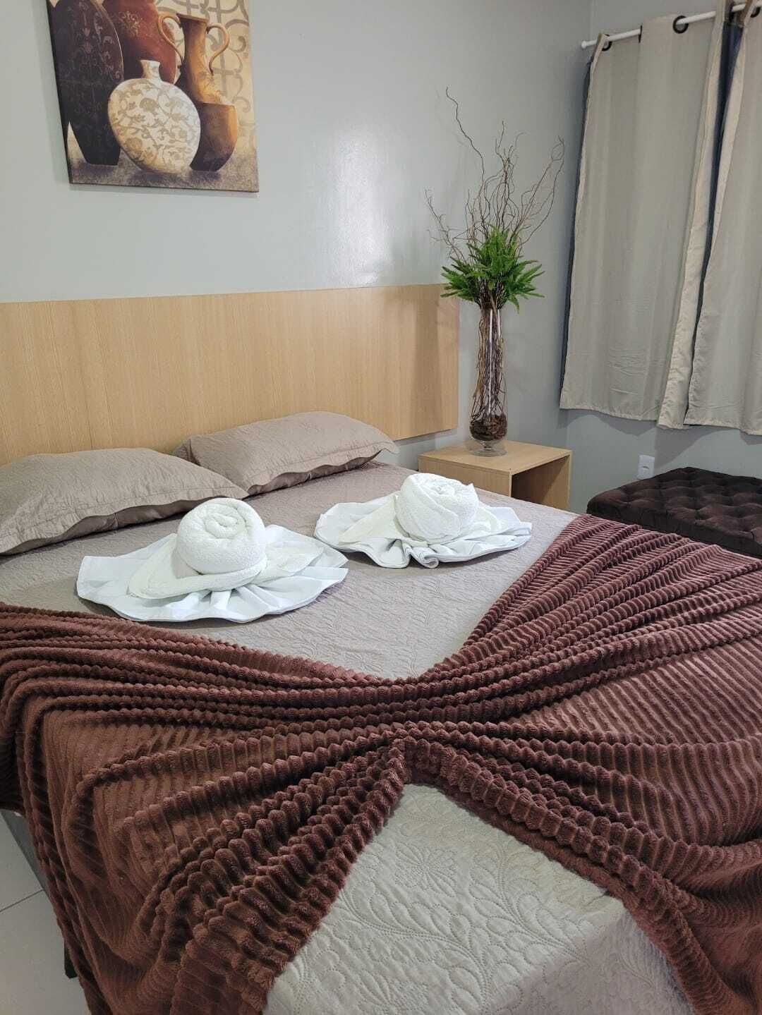 Meja kerja dan Wi-Fi gratis