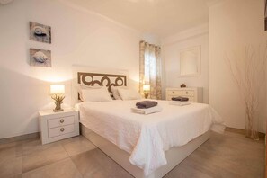1 bedroom, iron/ironing board, WiFi, bed sheets - Spectacular sea views from the Morasol building. (Nerja)