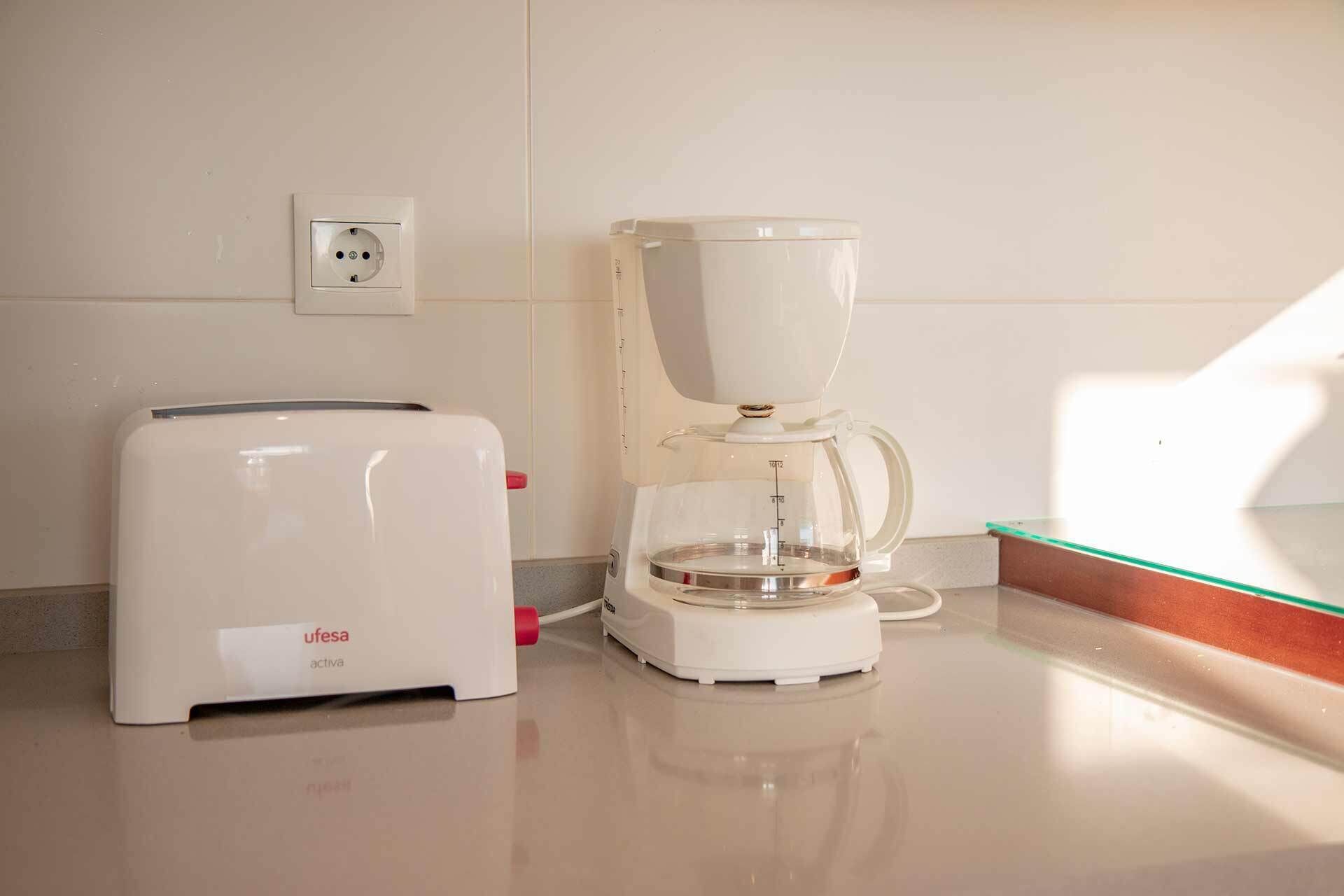 Kaffee und/oder Kaffeemaschine