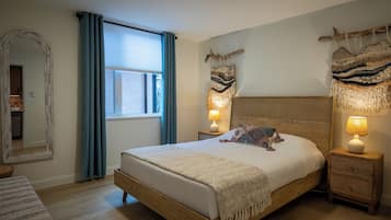 1 bedroom, iron/ironing board, Internet, bed sheets